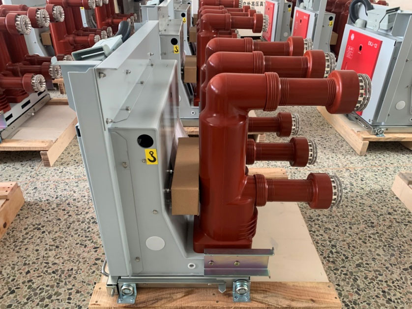 Вакуумный-выключатель-с-фиксированным-полюсом-EKJ-(3)